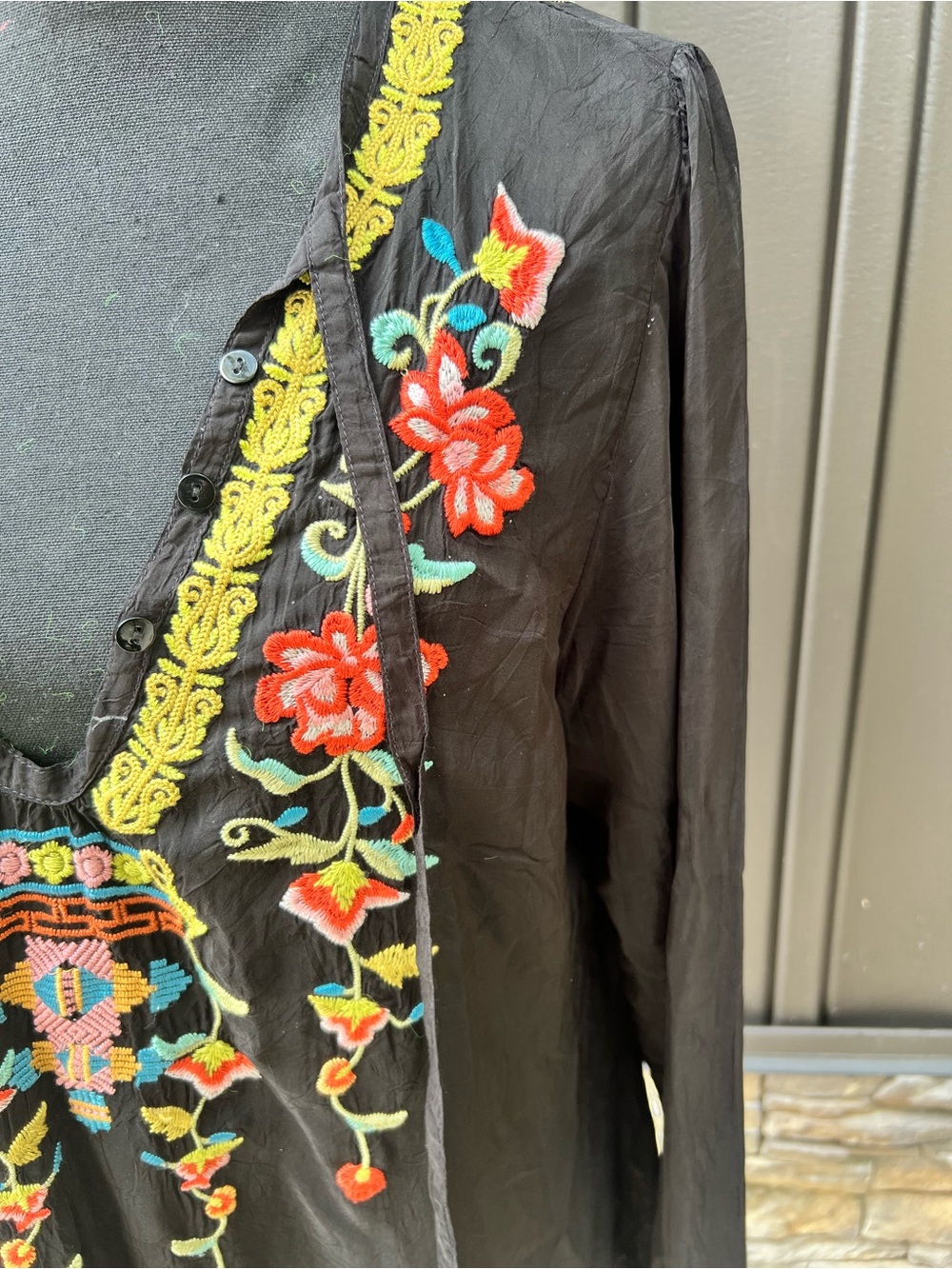 Johnny Was Black Embroidered Boho Tunic with Yellow Trim - Picture 3 of 7